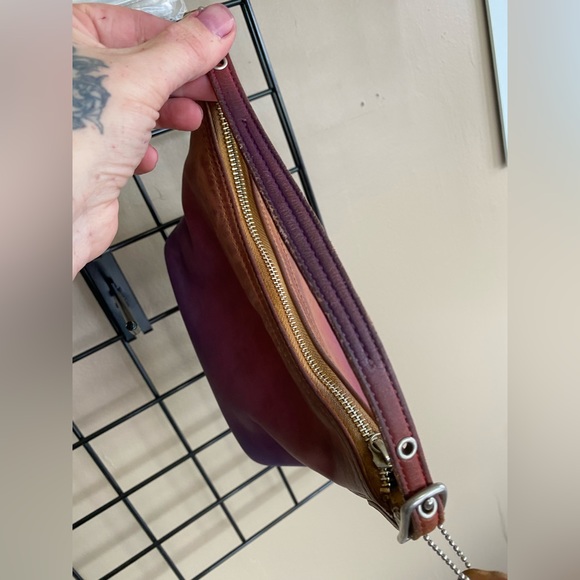 Recycled Riot Coach sunset gradient Legacy baguette, very y2k, lovely patina. - Picture 6 of 10